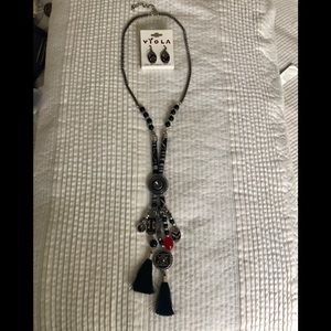 Statement necklace set